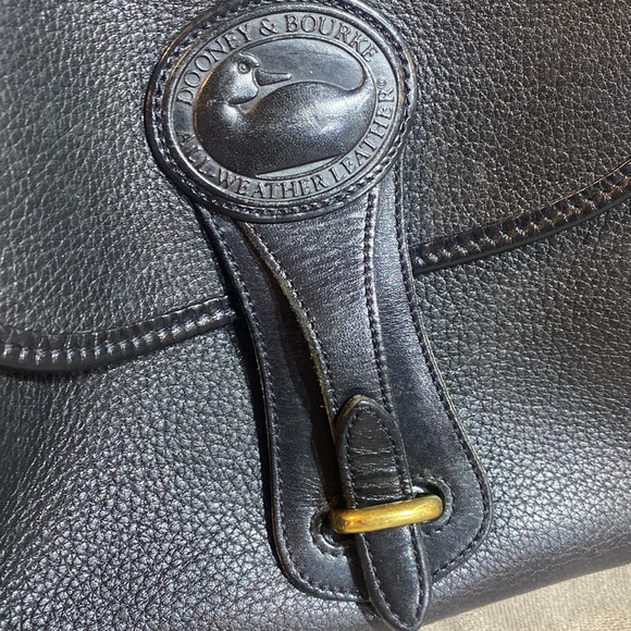 Vintage Dooney and Bourke medium Essex Shoulder Bag - Picture 12 of 16